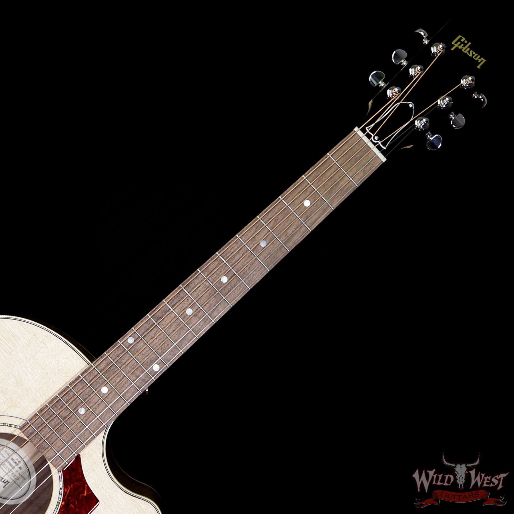 gibson-j45-ag-sc-11498010-bnf__wwg.jpg Gibson Montana J-45 Walnut AG Walnut Cutaway Fingerboard Maple Neck Natural Electric-Acoustic - Image 8