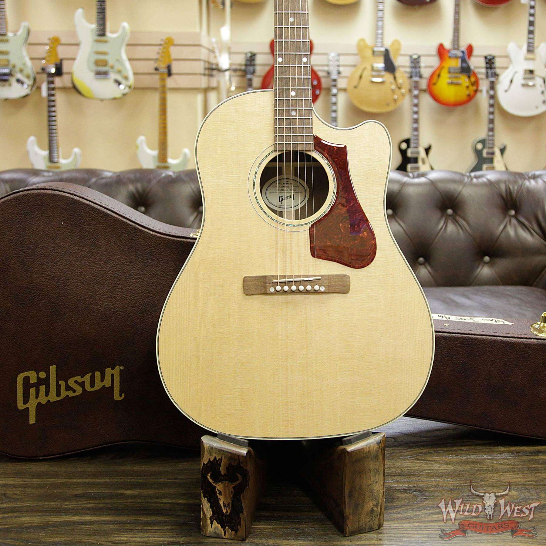 gibson-j45-ag-sc-11498010-d1__wwg.jpg Gibson Montana J-45 Walnut AG Walnut Cutaway Fingerboard Maple Neck Natural Electric-Acoustic - Image 10