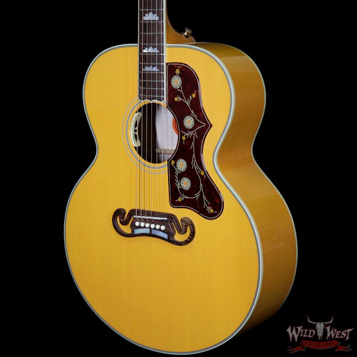 Gibson Custom Shop 2018 SJ-200 Flame Maple Side Back & Neck Rosewood Fingerboard Translucent Orange - Image 2