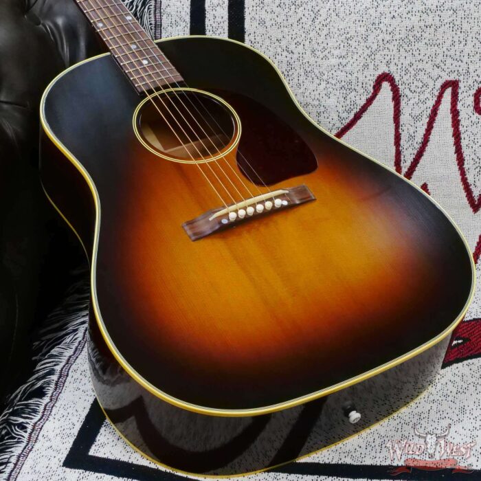 Gibson Custom Shop 1942 Banner J-45 Vintage Sunburst - Image 7