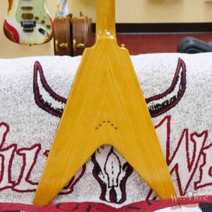 Gibson Custom Shop 1958 Korina Flying V Reissue Natural (Black Pickguard) - Image 11