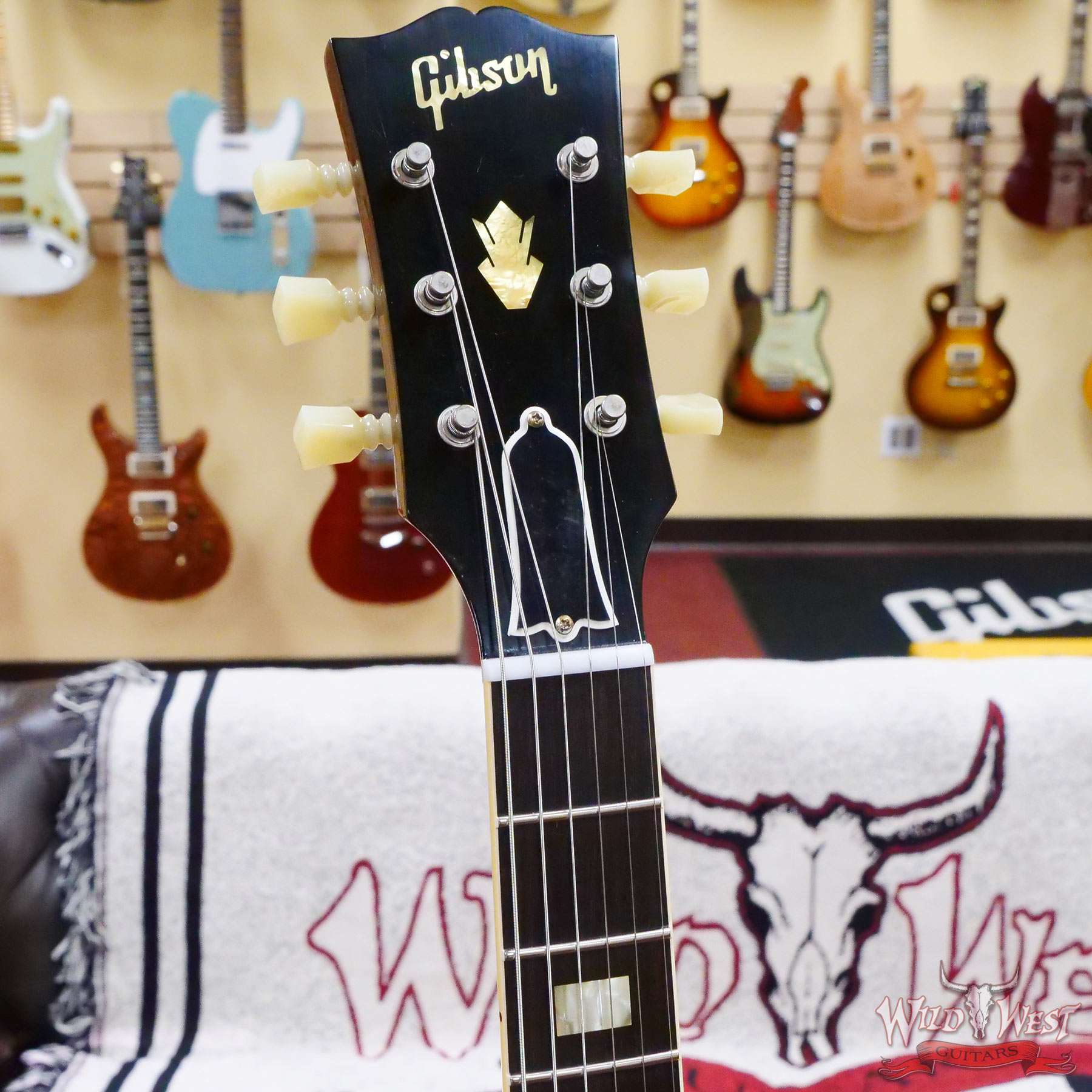 gibsoncs-64es335-vs-111542-d2__wwg.jpg Gibson Custom Shop 1964 ES-335 Reissue Vintage Burst - Image 7