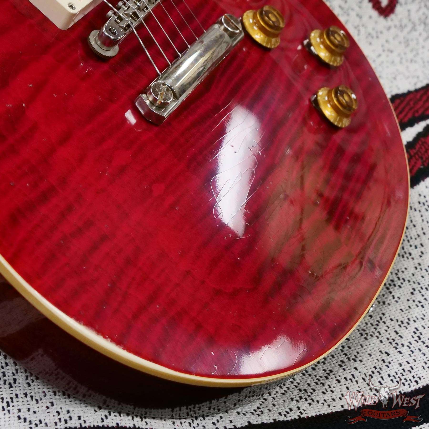 gibsoncs-941270-d4__wwg.jpg Gibson Custom Shop M2M 1959 Les Paul Standard Murphy Lab Light Aged Sweet Cherry Red 8.55 LBS - Image 9