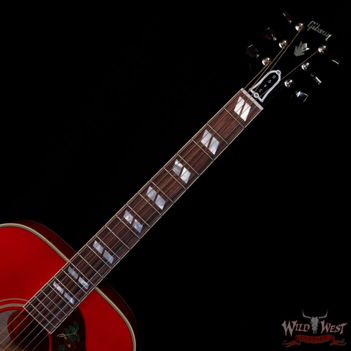 Gibson Custom Shop Dove Original Vintage Cherry Sunburst - Image 4