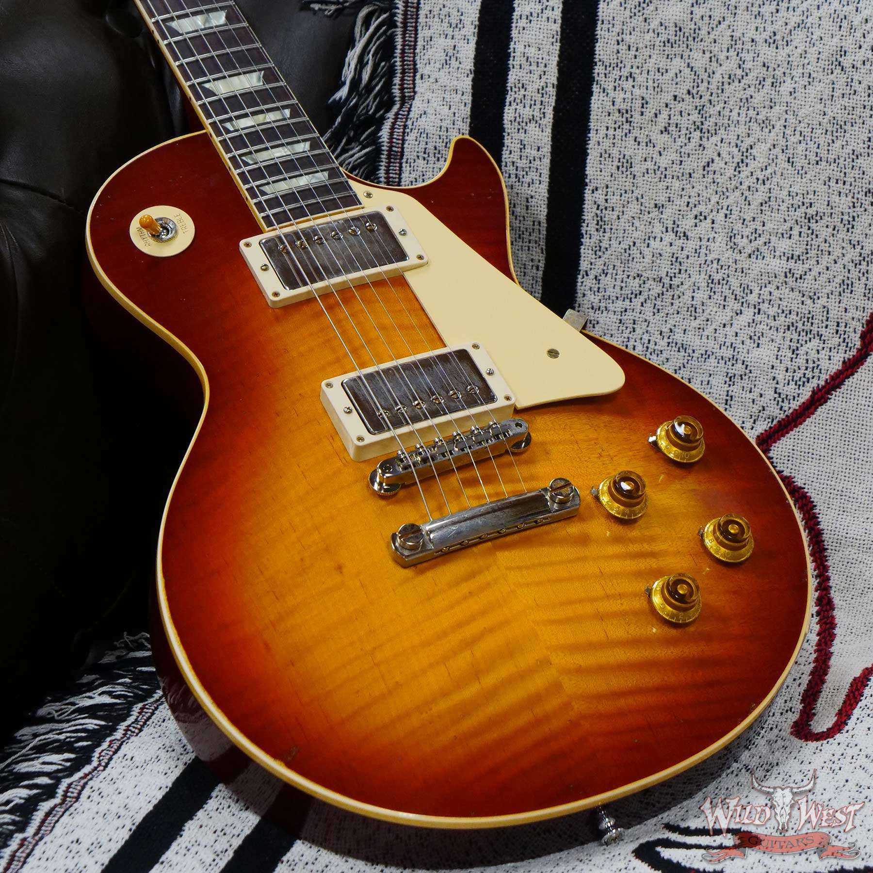 gibsoncs-r9-la-912089-d3__wwg.jpg Gibson Custom Shop 1959 Les Paul Standard Murphy Lab Light Aged Cherry Tea Burst - Image 8