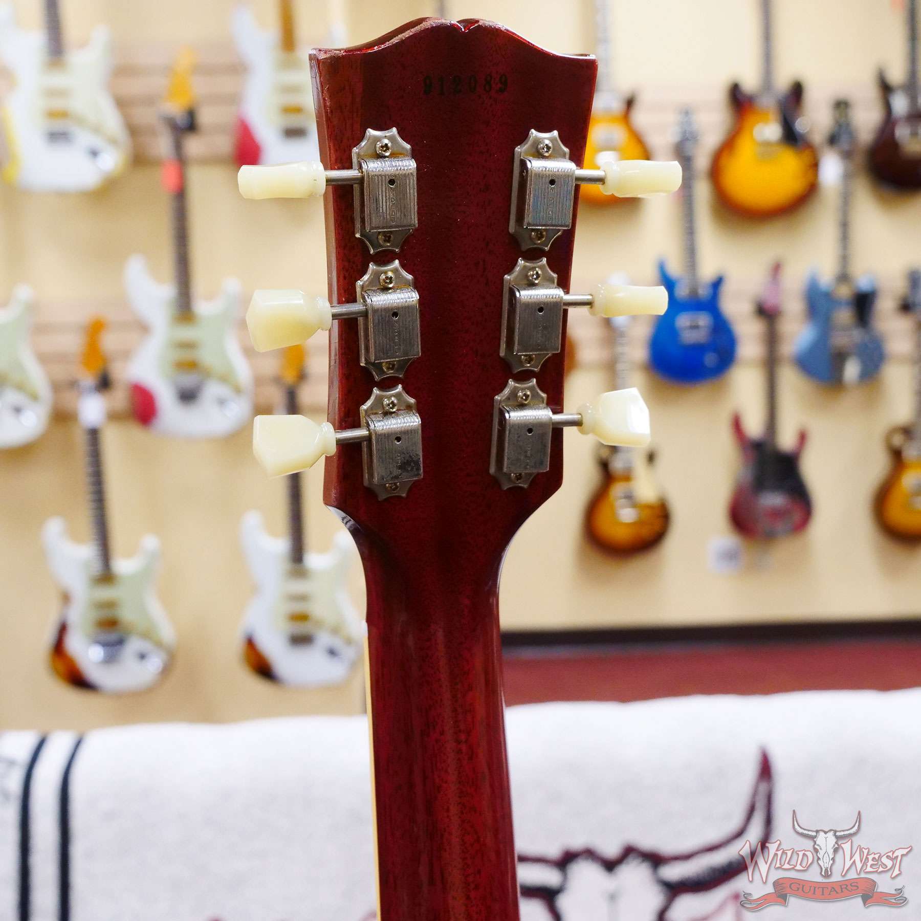 gibsoncs-r9-la-912089-d6__wwg.jpg Gibson Custom Shop 1959 Les Paul Standard Murphy Lab Light Aged Cherry Tea Burst - Image 11