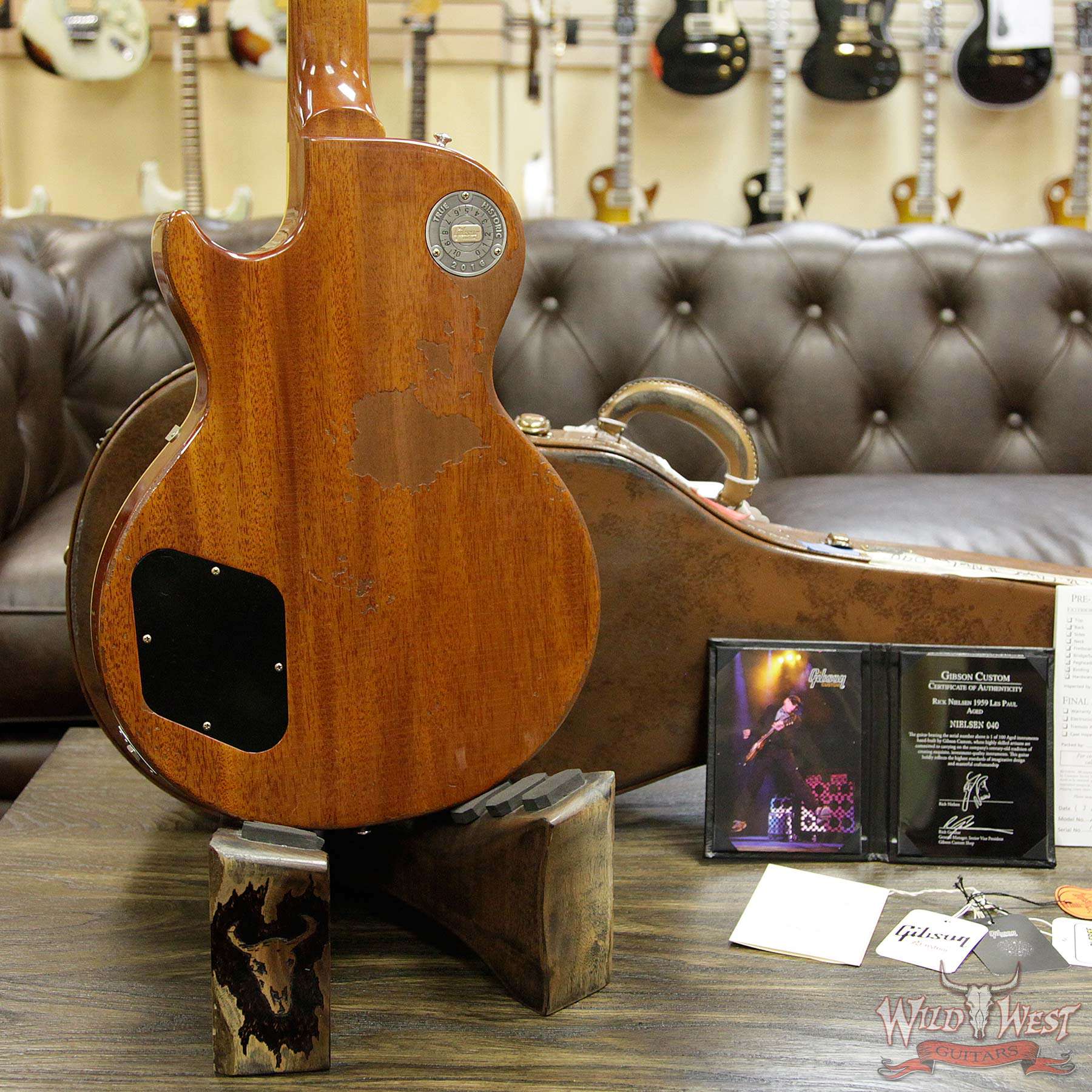 gibsoncs-ricknielson-040-d4__wwg.jpg Gibson Custom Shop True Historic Rick Nielsen’s 1959 Les Paul Replicated Aged Amber Burst - Image 15