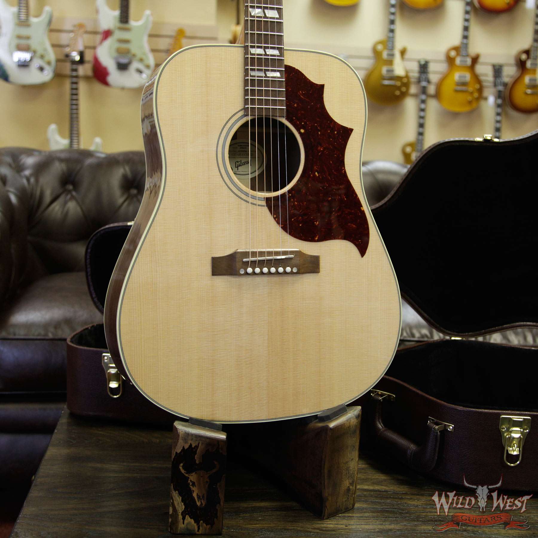gibsonmontana-hummingbirdstudio-10999056-d2__wwg.jpg Gibson Montana 2019 Hummingbird Studio Walnut Antique Natural Electric-Acoustic Guitar - Image 12