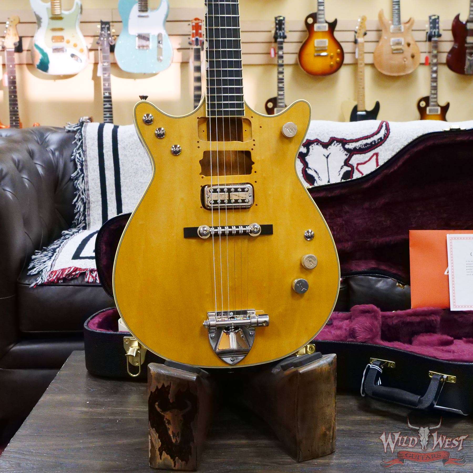 gretsch-my-jt21041649-d3__wwg.jpg Gretsch G6131-MY Malcolm Young Signature Jet™ Ebony Fingerboard Natural - Image 7