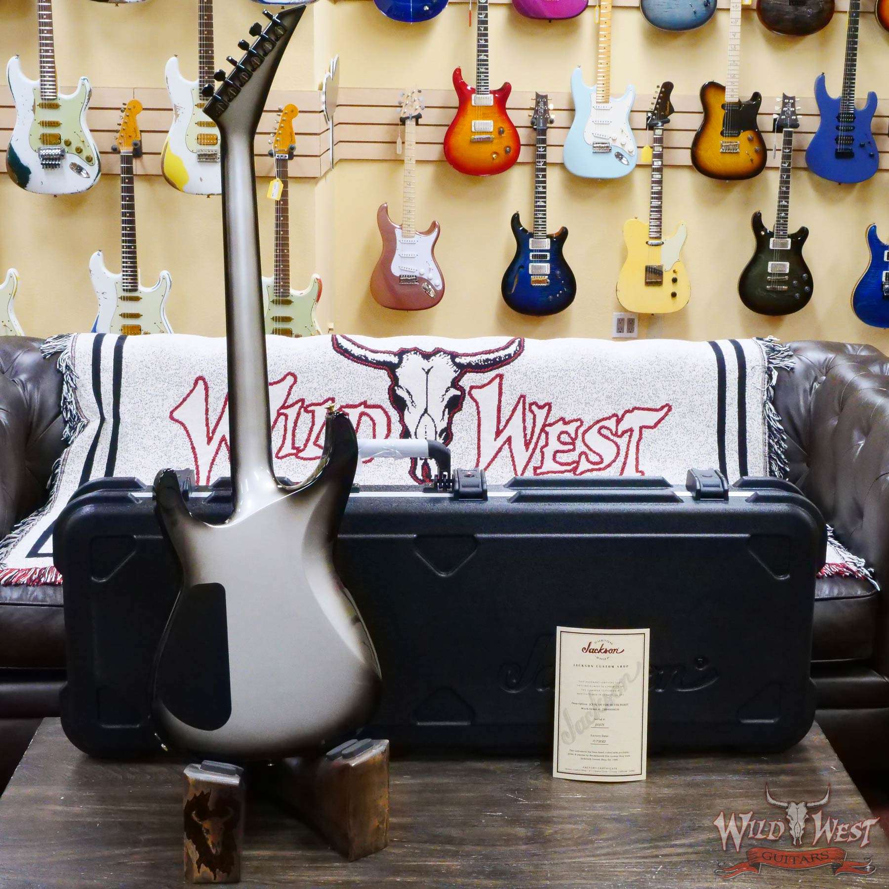 jacksoncs-j10575-d4__wwg.jpg Jackson USA Custom Shop SL1H Soloist Hardtail Tune-O-Matic Bridge Silver Burst - Image 9