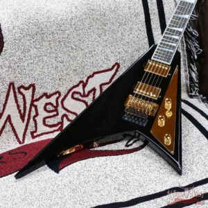 Jackson Custom Shop Randy Rhoads RR-24 Floyd Rose NOS Black with Gold Hardware 7.95 LBS - Image 7