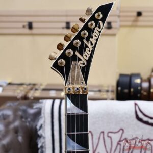 Jackson Custom Shop USA Special Edition Randy Rhoads RR-22 Floyd Rose Heavy Relic Black with White Pinstripes 8.15 LBS - Image 7