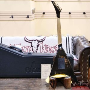 Jackson Custom Shop USA Special Edition Randy Rhoads RR-22 Floyd Rose Heavy Relic Black with White Pinstripes 8.15 LBS - Image 10