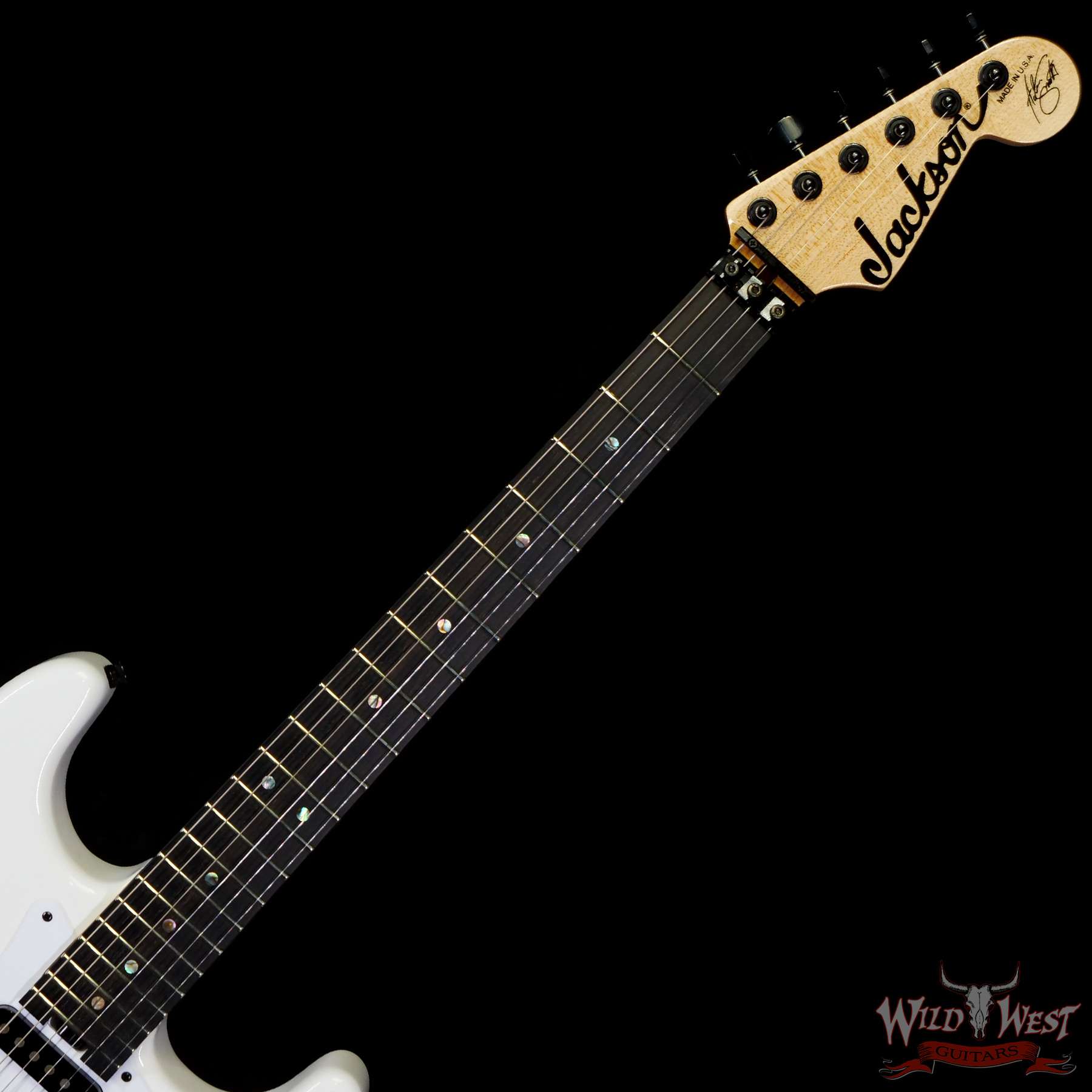 jacksoncs-xn010021-c2__wwg.jpg Jackson USA Custom Shop Signature Adrian Smith San Dimas SD Ebony Fingerboard Snow White - Image 4