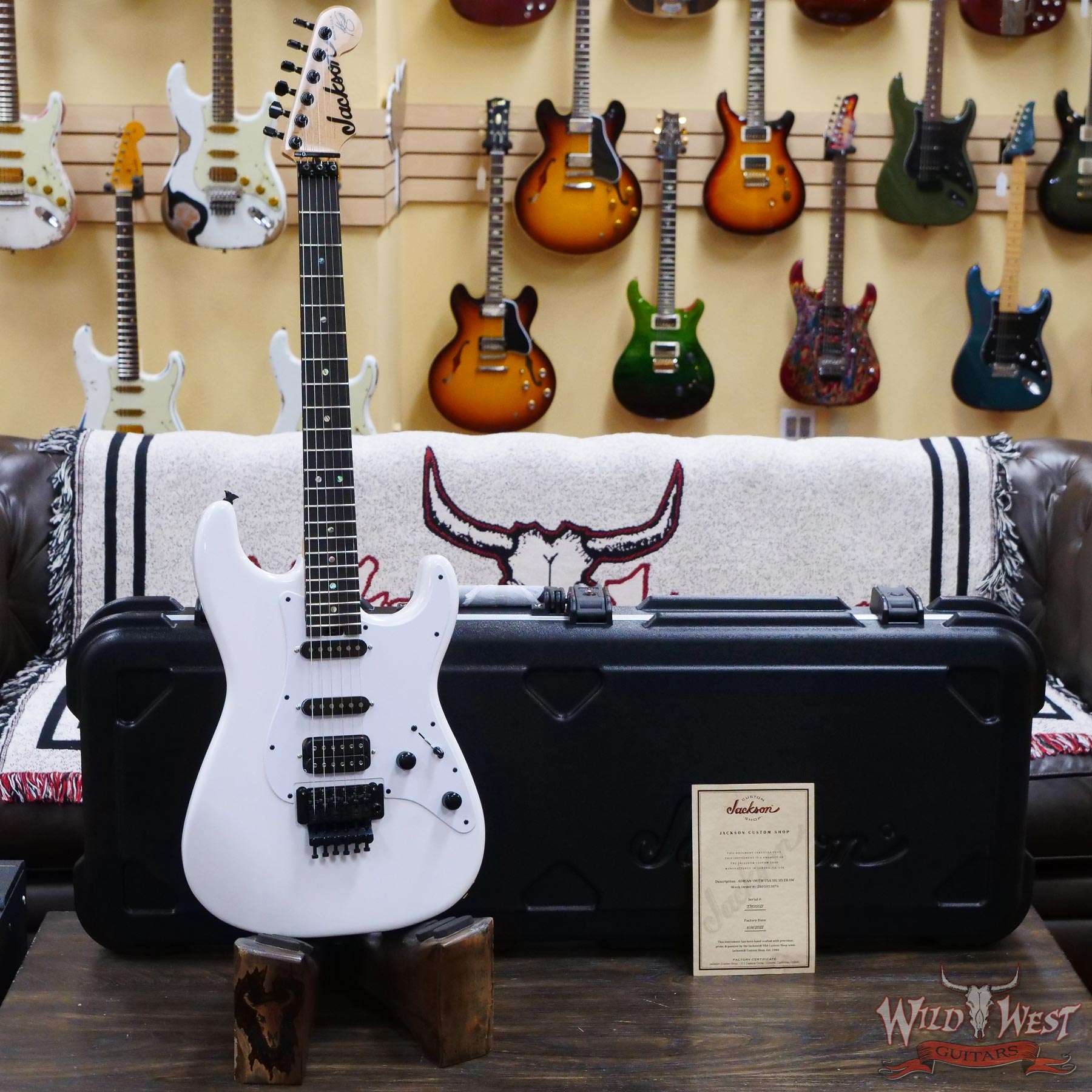 jacksoncs-xn010021-d1__wwg.jpg Jackson USA Custom Shop Signature Adrian Smith San Dimas SD Ebony Fingerboard Snow White - Image 6