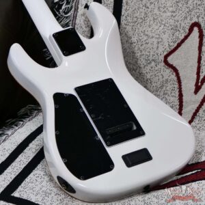 James Tyler USA Studio Elite HD HSS Solid White Mamywo Body with Trans White Quilt Maple Top 6.55 LBS - Image 11