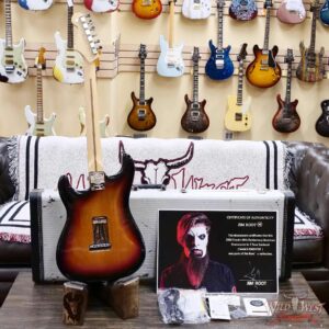 Jim Root Collection 2006 Fender 60th Anniversary American Stratocaster 3-Color Sunburst 7.45 LBS - Image 9