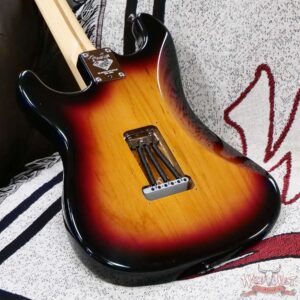 Jim Root Collection 2006 Fender 60th Anniversary American Stratocaster 3-Color Sunburst 7.45 LBS - Image 11