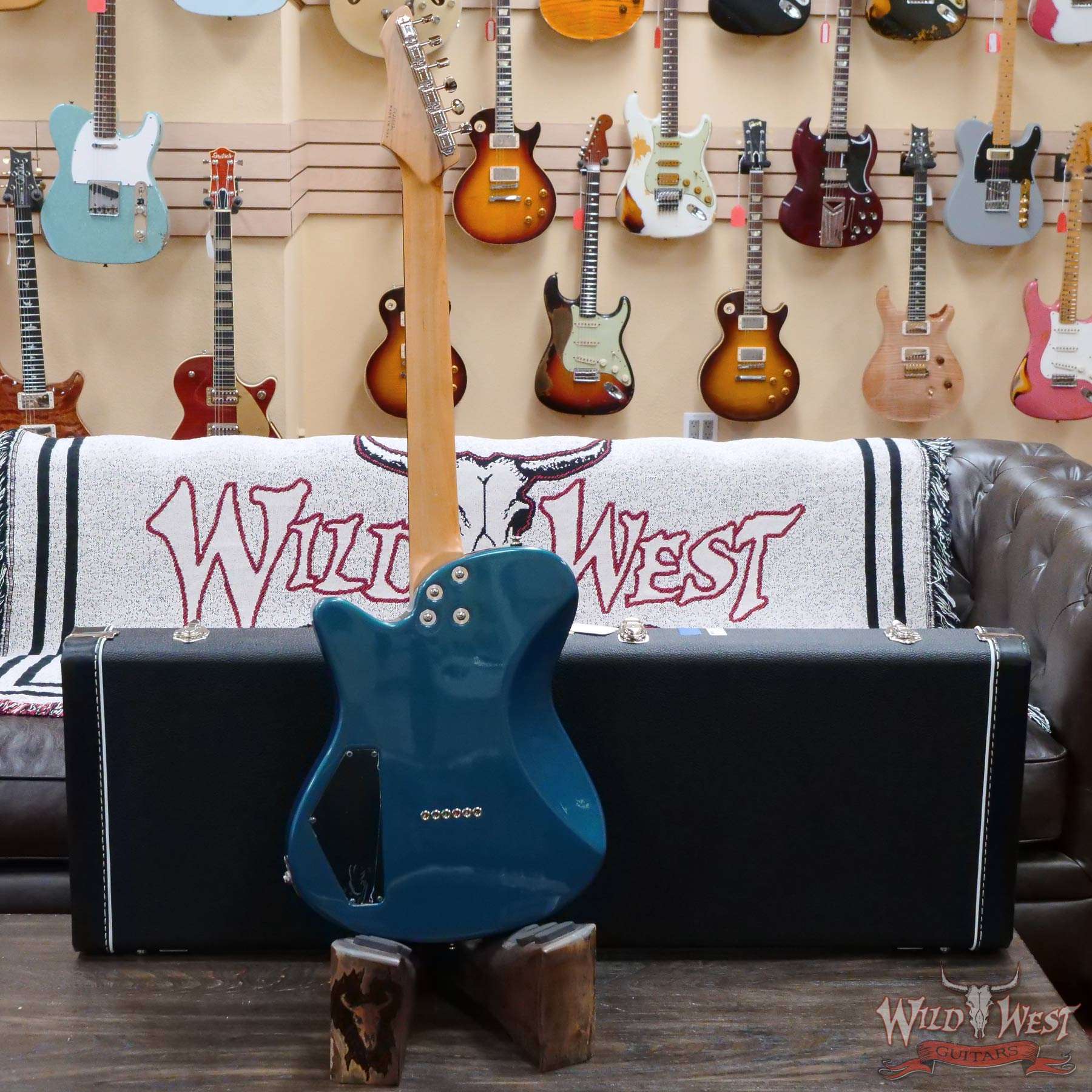 johnpageclassic-usa-0121012-d4__wwg.jpg John Page Classic USA AJ P90 Rosewood Fingerboard Candy Apple Teal - Image 9