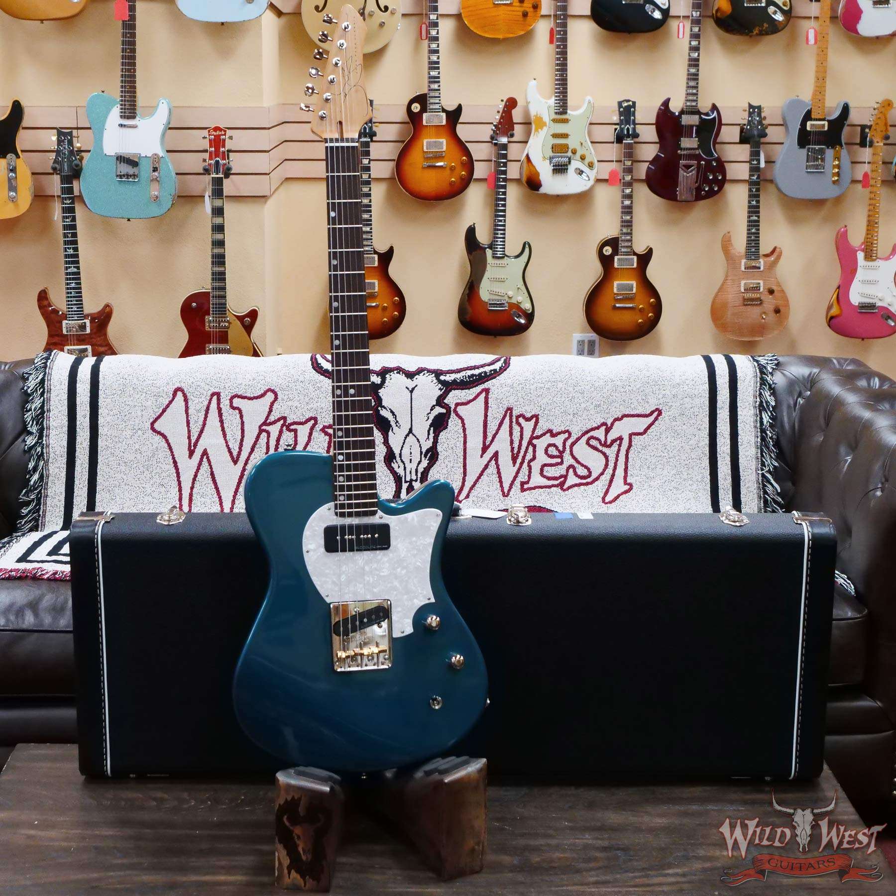 johnpageclassic-usa-0121012-d__wwg.jpg John Page Classic USA AJ P90 Rosewood Fingerboard Candy Apple Teal - Image 6
