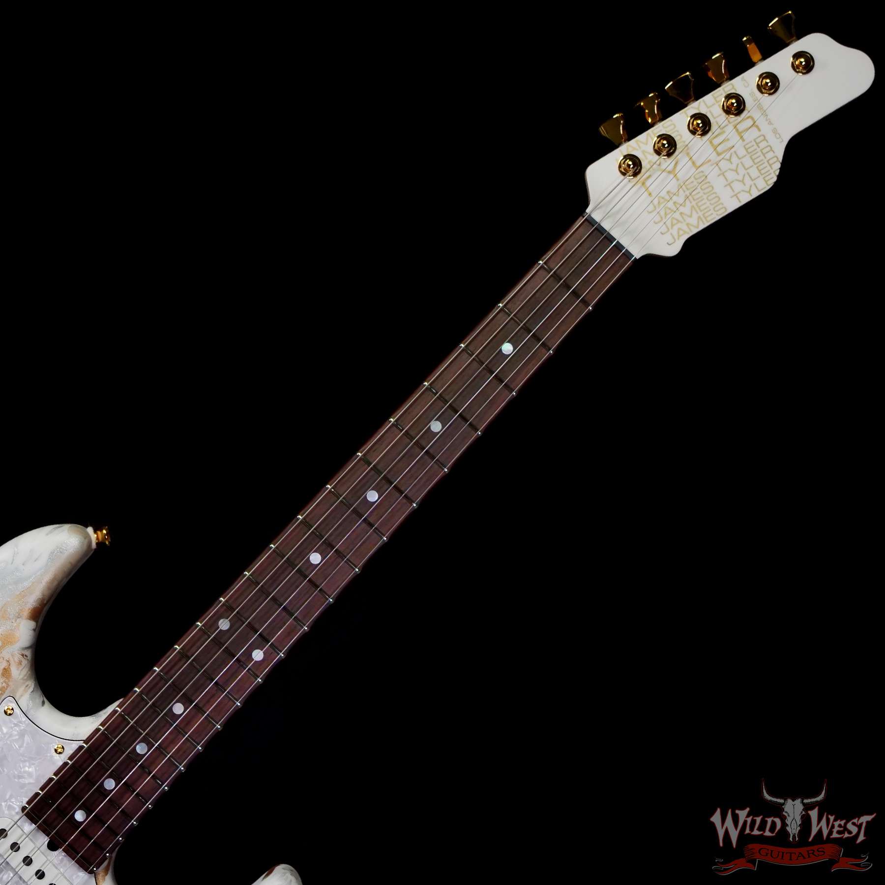 jt-25030-c2__wwg.jpg James Tyler USA Studio Elite Alder Body Indian Rosewood Fingerboard White Shmear with Gold Hardware 7.65 LBS - Image 4