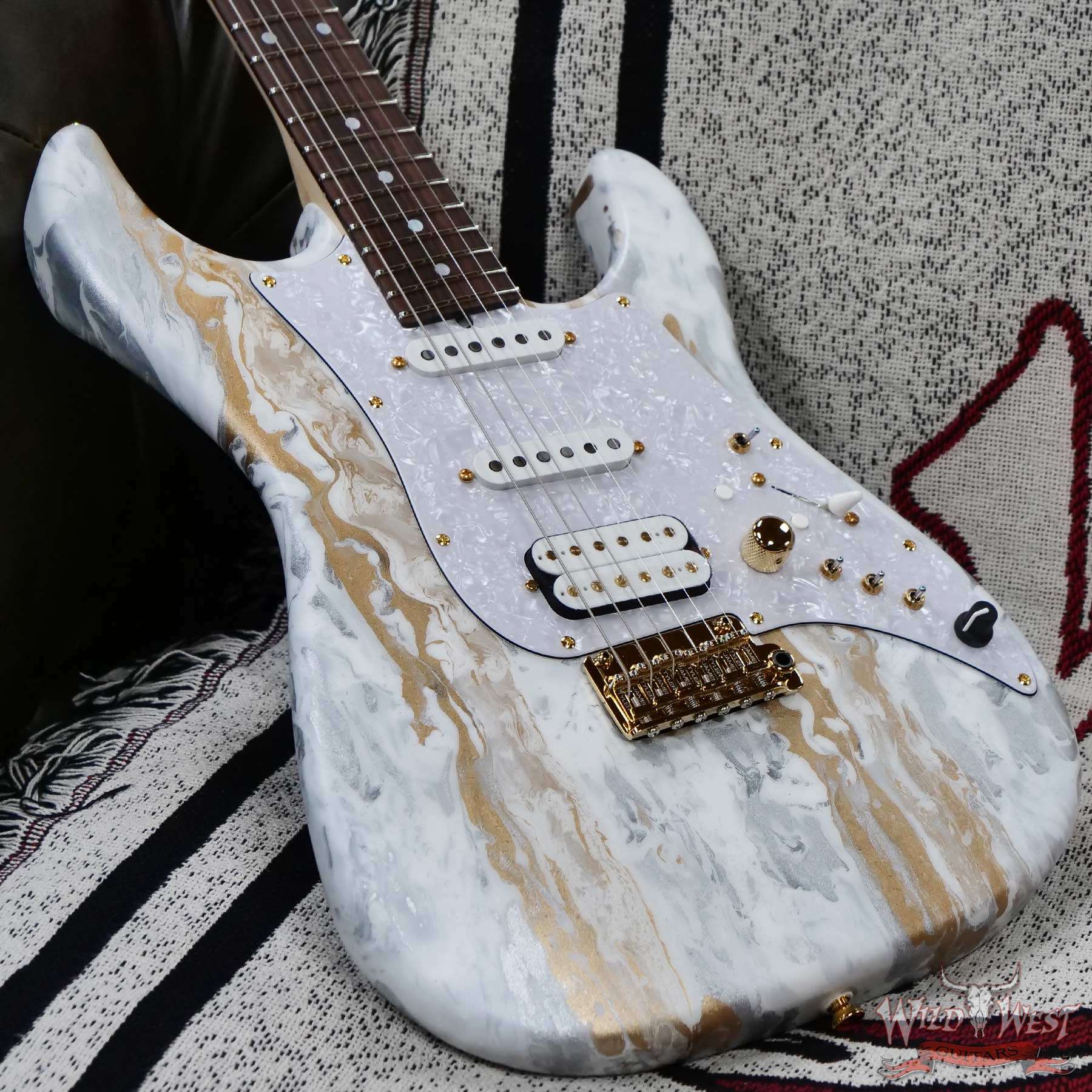 jt-25030-d3__wwg.jpg James Tyler USA Studio Elite Alder Body Indian Rosewood Fingerboard White Shmear with Gold Hardware 7.65 LBS - Image 8