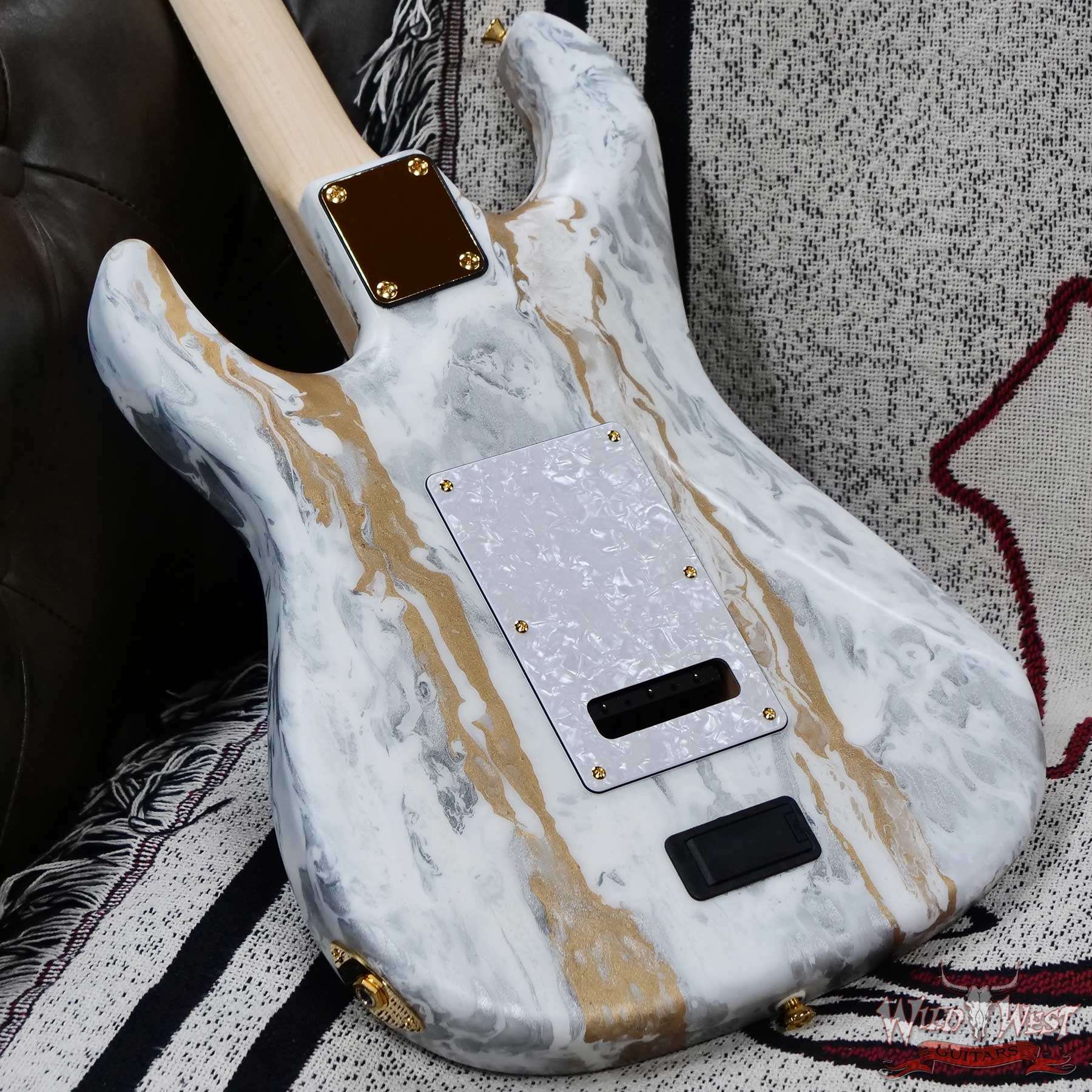 jt-25030-d7__wwg.jpg James Tyler USA Studio Elite Alder Body Indian Rosewood Fingerboard White Shmear with Gold Hardware 7.65 LBS - Image 12