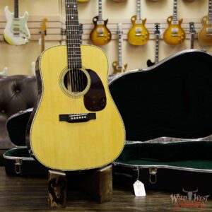 Martin USA Standard Series D-28 (2017) Natural with Case - Image 9