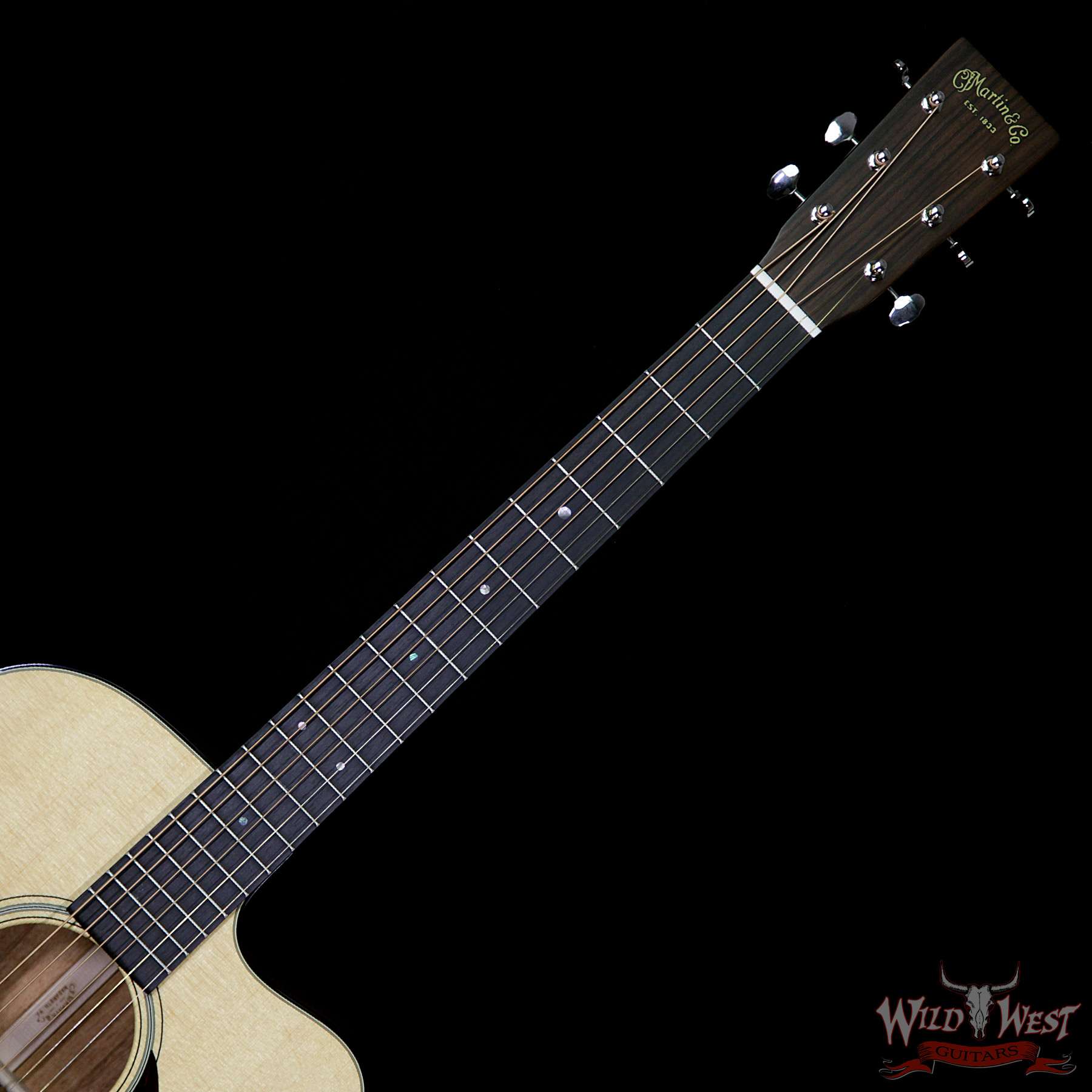martin-omc-18e-2088180-bnf__wwg.jpg Martin Standard Series OMC-18E Acoustic Electric Cutaway Guitar With Case - Image 6