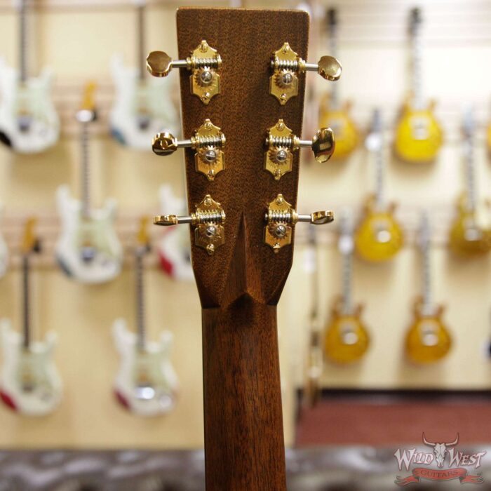 Martin USA 000-28 Modern Deluxe East Indian Rosewood with Ebony Fingerboard - Image 9
