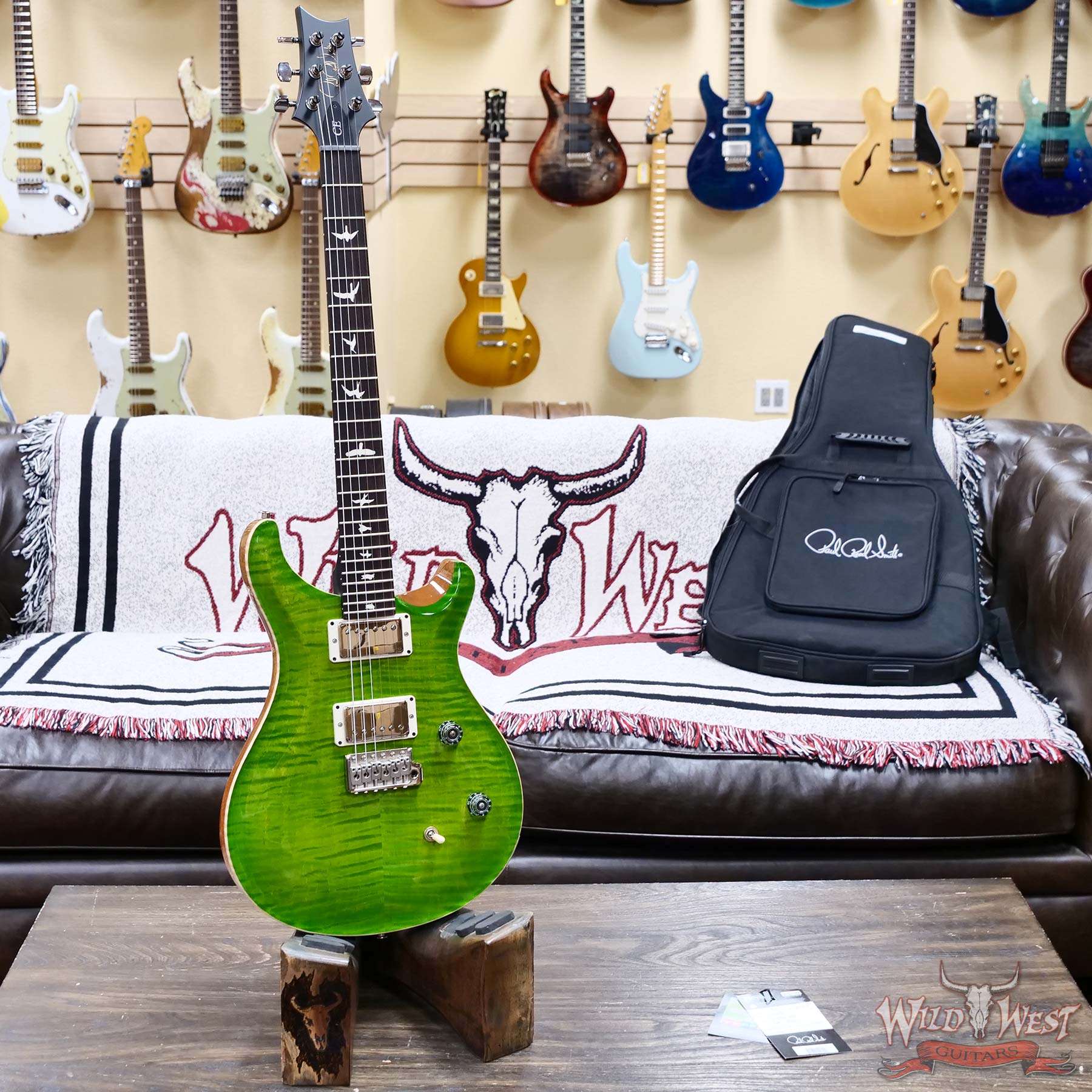 prs-ce24-376341-d1__wwg-1.jpg Paul Reed Smith PRS Wild West Guitars Special Run CE 24 Painted Black Neck 57/08 Covered Pickups Eriza Verde 8.00 LBS - Image 4