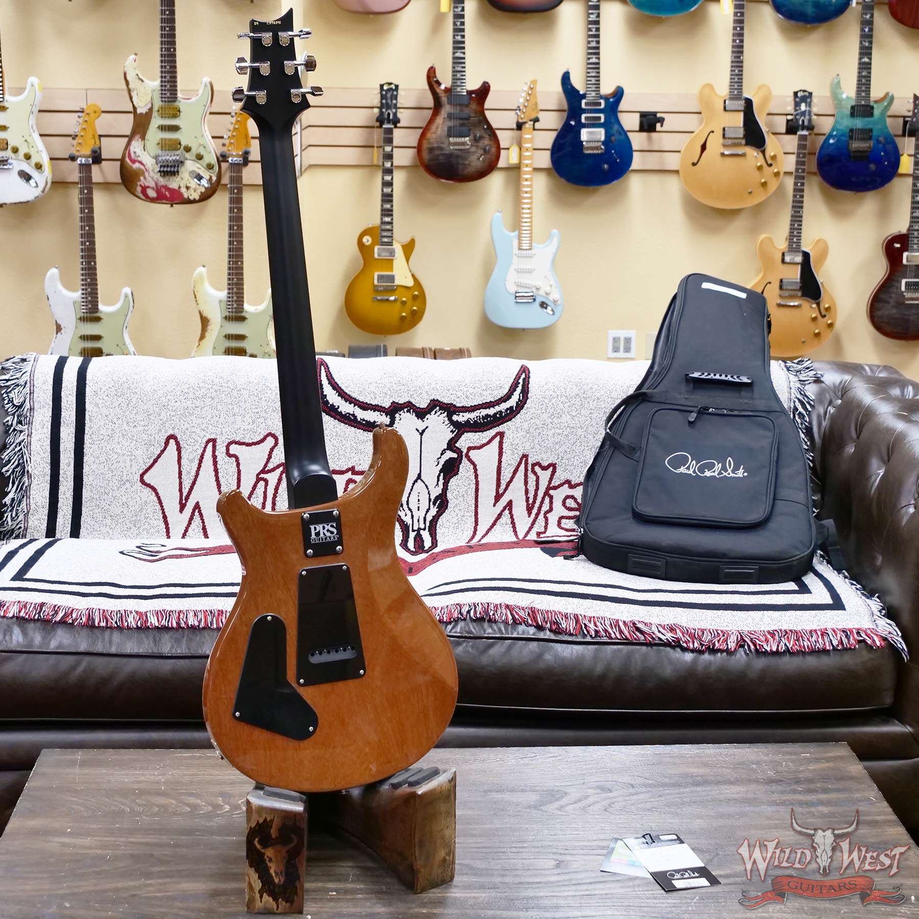 prs-ce24-376341-d4__wwg-1.jpg Paul Reed Smith PRS Wild West Guitars Special Run CE 24 Painted Black Neck 57/08 Covered Pickups Eriza Verde 8.00 LBS - Image 7