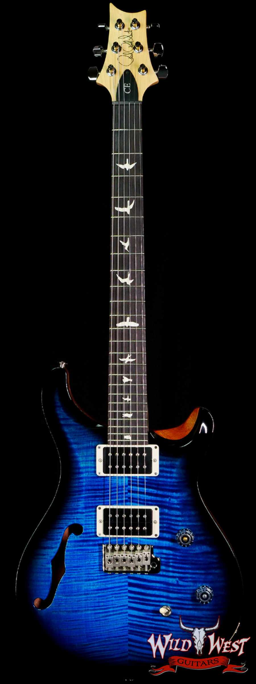 prs-ce24sh-330174-man__wwg_large.jpg Paul Reed Smith PRS Bolt-On CE 24 Semi-Hollow Sapphire Smokeburst - Image 1