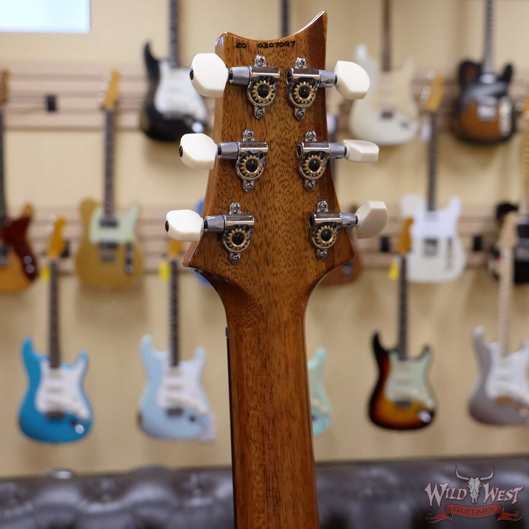 prs-core-35thcu24-violet-307097-hb__wwg.jpg Paul Reed Smith PRS Core 35th Anniversary Custom 24 Violet - Image 10
