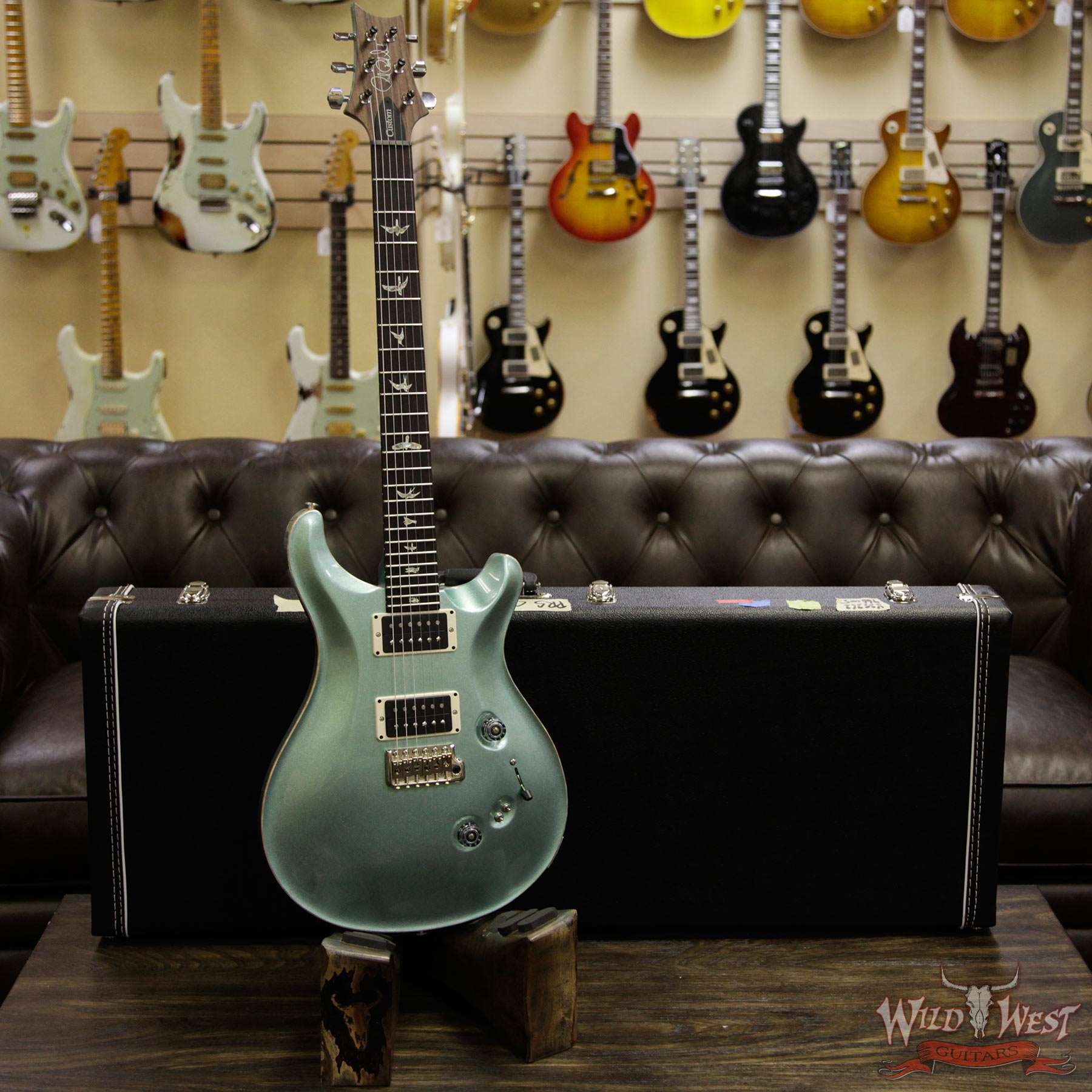 prs-cu2408-249485-d1__wwg.jpg Paul Reed Smith PRS Custom 24-08 Rosewood Fingerboard Frost Blue Metallic - Image 4