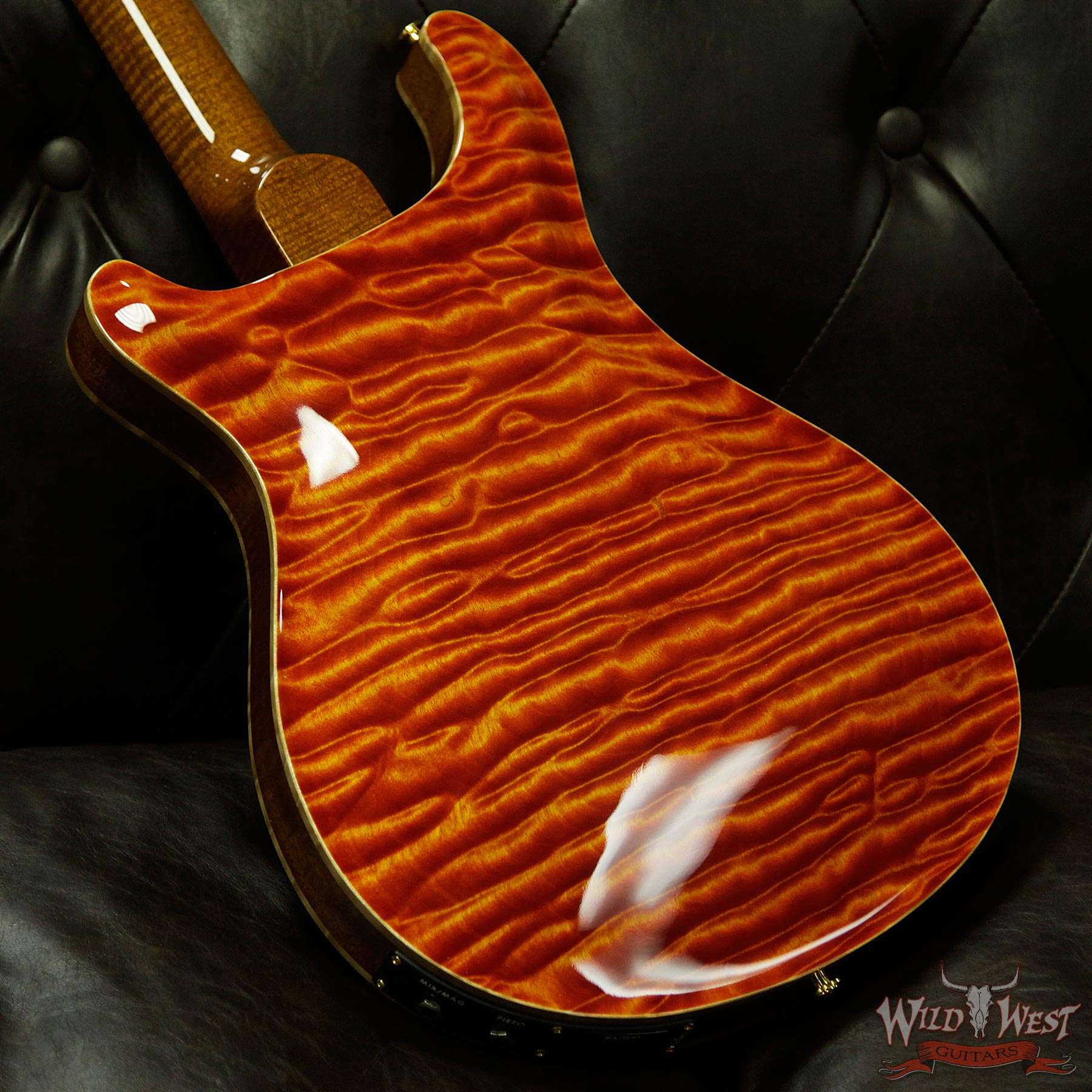 prs-ps8134-hb2-santanaorange-284914-d5__wwg.jpg PRS Private Stock #8134 Hollowbody II Piezo Quilted Maple Top & Back Brazilian Rosewood Board Santana Orange - Image 16