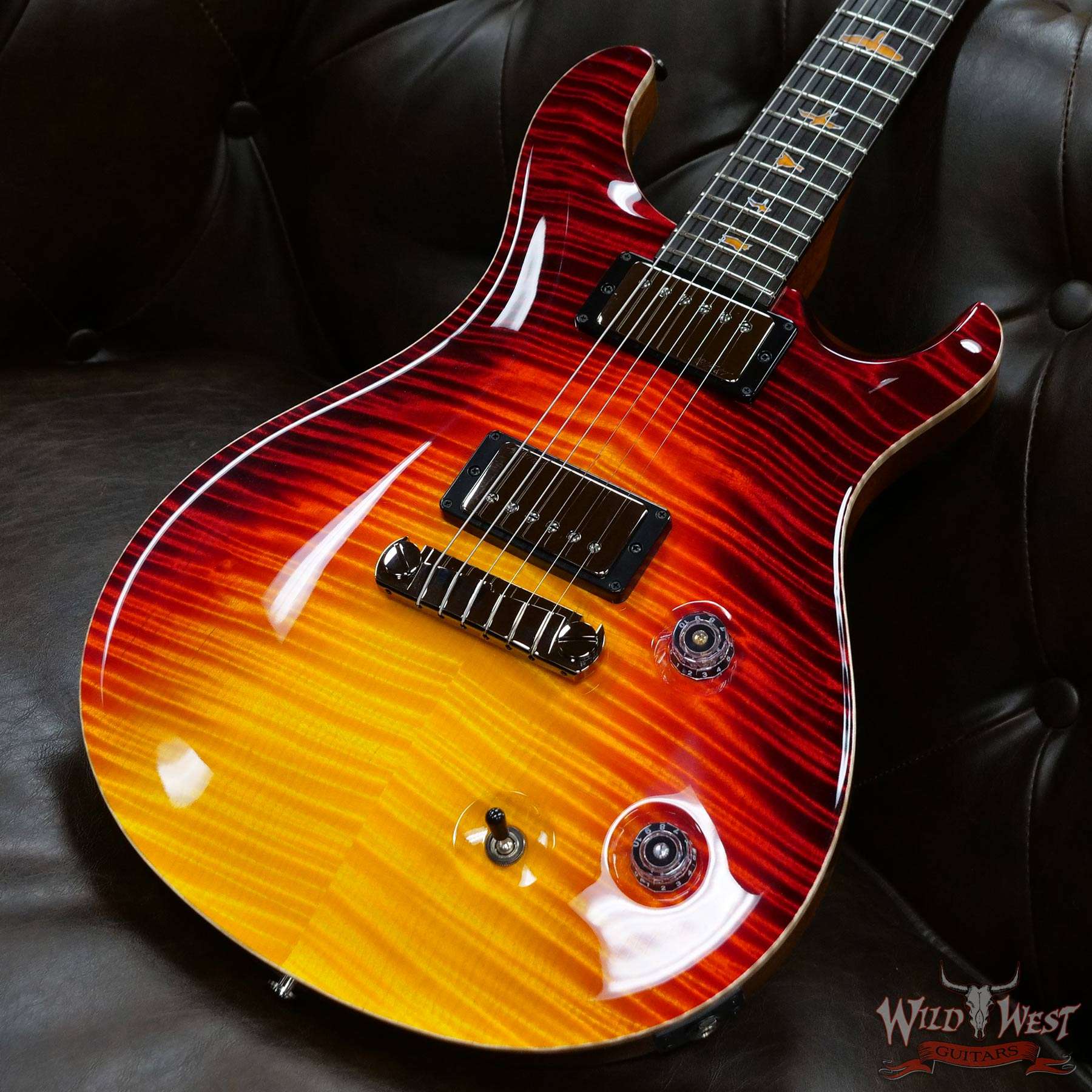 prs-ps8752-cu22-303427-d3__wwg.jpg PRS Private Stock #8752 McCarty Fiddleback Mahogany Neck Ebony Fingerboard Dragon’s Breath - Image 12