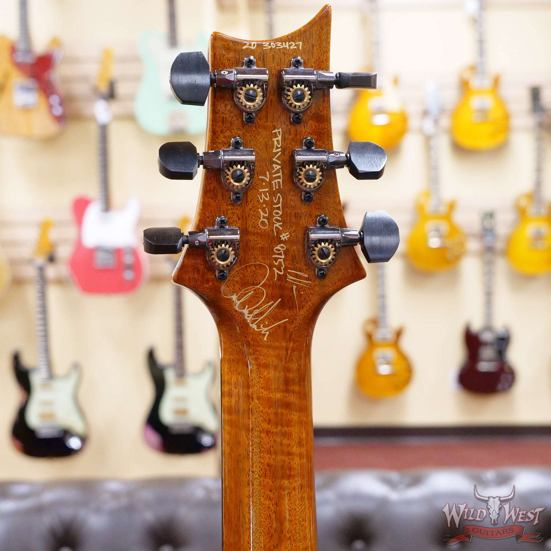 prs-ps8752-cu22-303427-hb__wwg.jpg PRS Private Stock #8752 McCarty Fiddleback Mahogany Neck Ebony Fingerboard Dragon’s Breath - Image 14