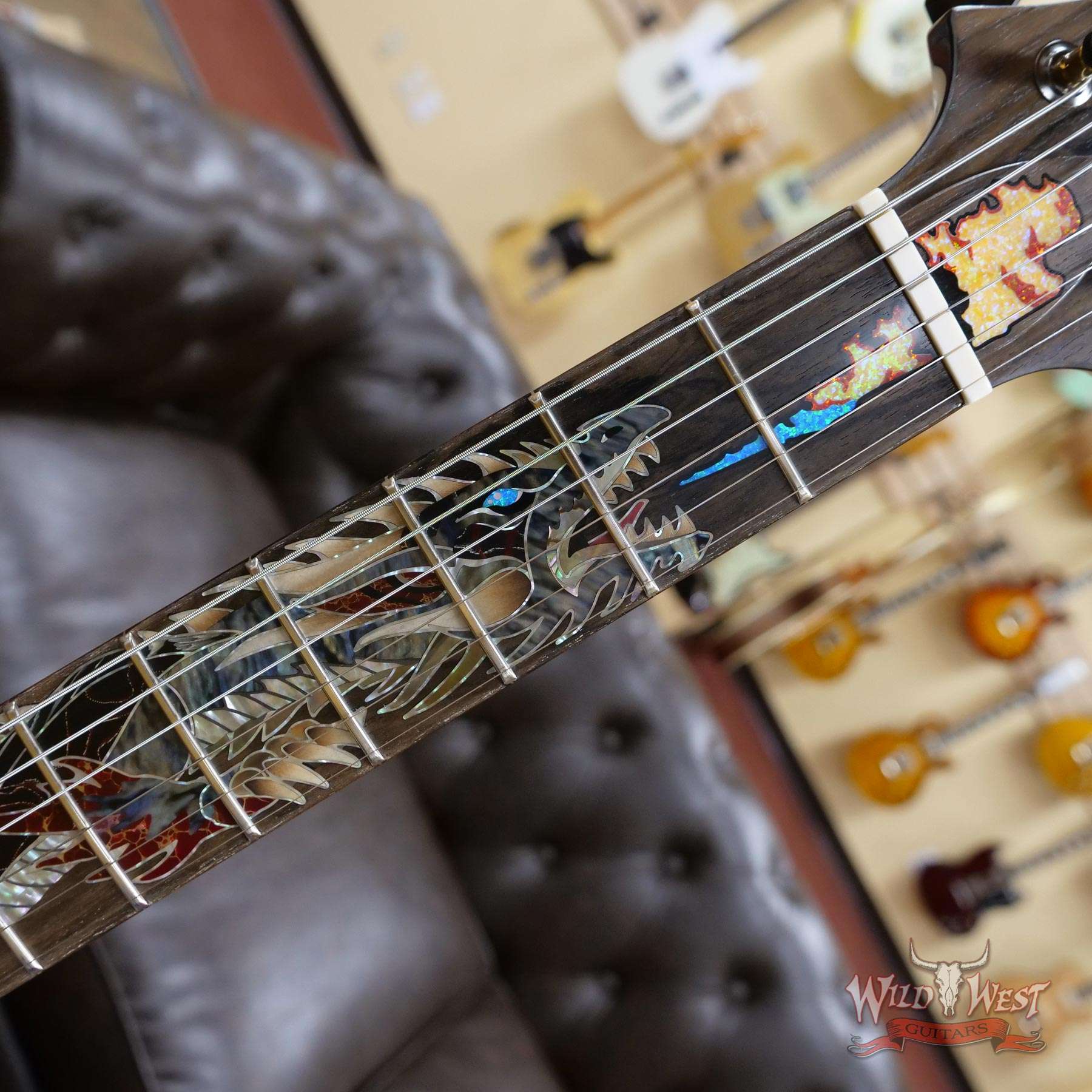 prs-ps8890-35thdragon-302910-nf2__wwg.jpg Paul Reed Smith PRS Private Stock #8889 35th Anniversary Dragon Frostbite Dragon’s Breath - Image 8