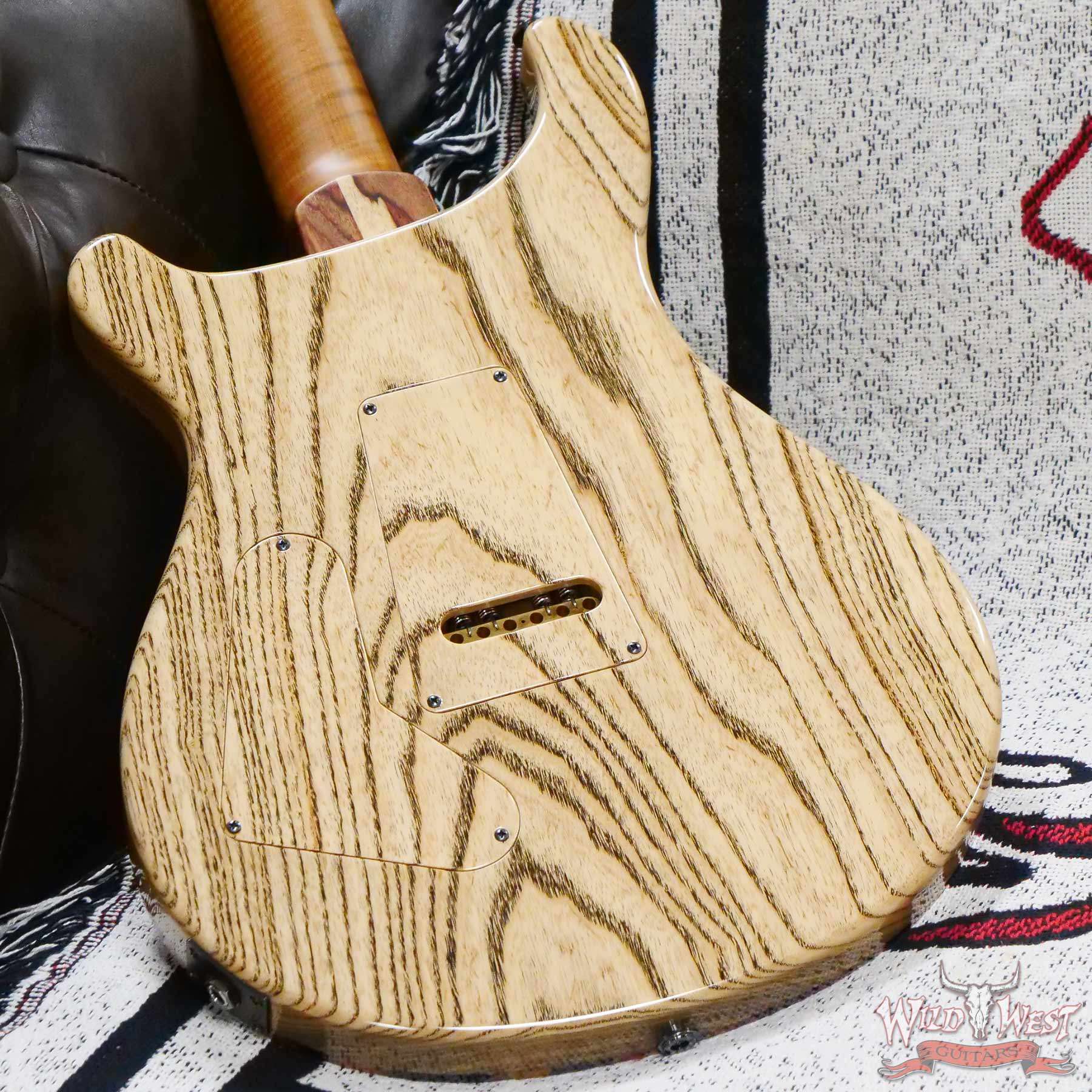 prs-ps9776-346445-d6__wwg.jpg Paul Reed Smith PRS Private Stock #9776 Custom 24 Spalted Maple Top Natural with Smoked Copper Leaf - Image 11