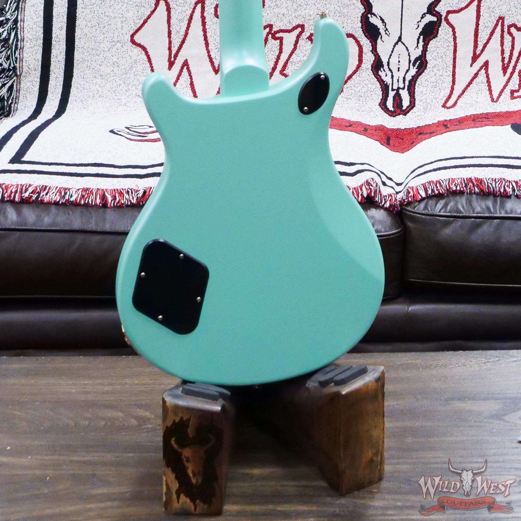 prs-s2mc594-s2056625-d6__wwg.jpg Paul Reed Smith PRS S2 McCarty 594 Satin Robin’s Egg Blue - Image 10