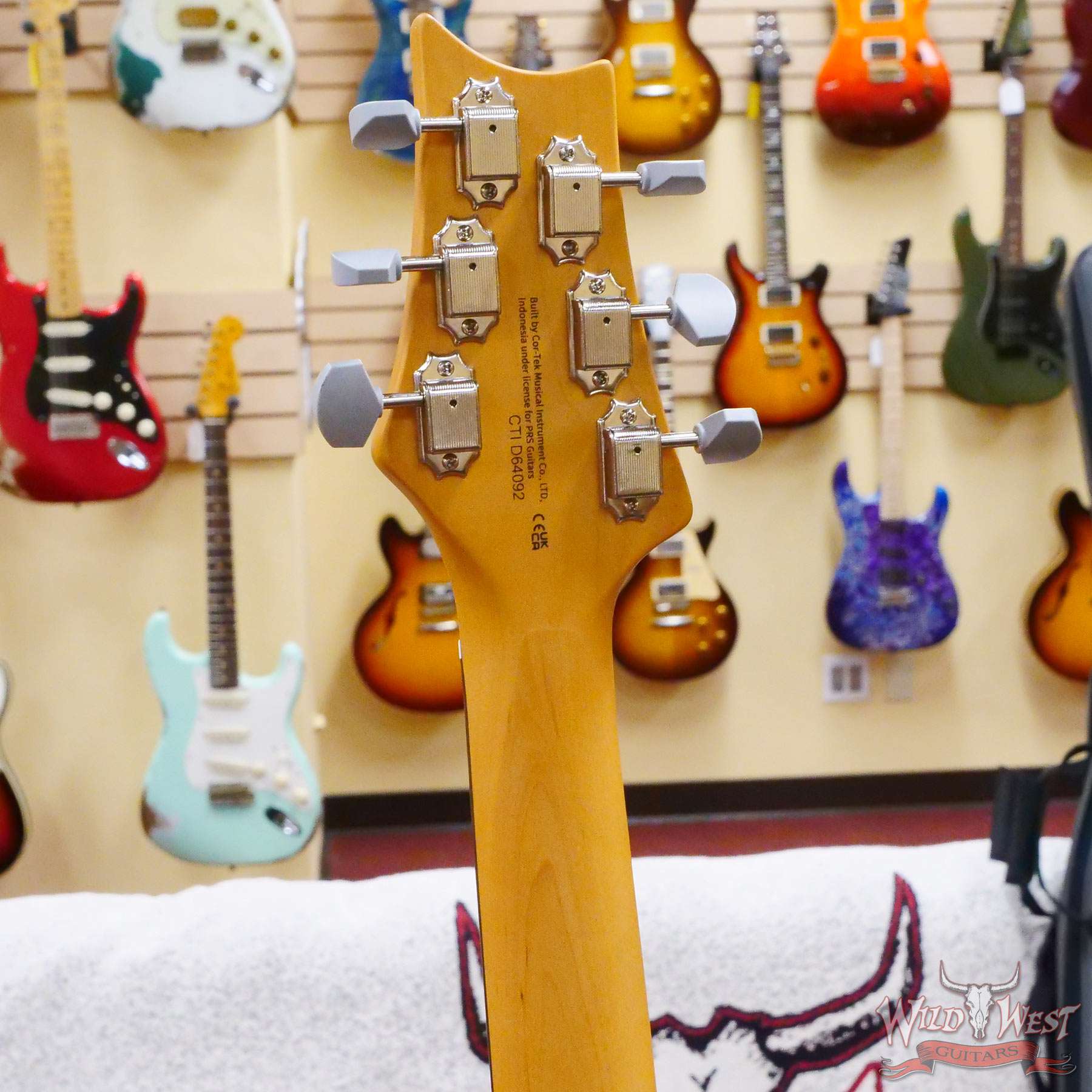 prs-se-silversky-d64092-d5__wwg.jpg Paul Reed Smith PRS SE Silver Sky John Mayer Model Rosewood Fingerboard Dragon Fruit - Image 8