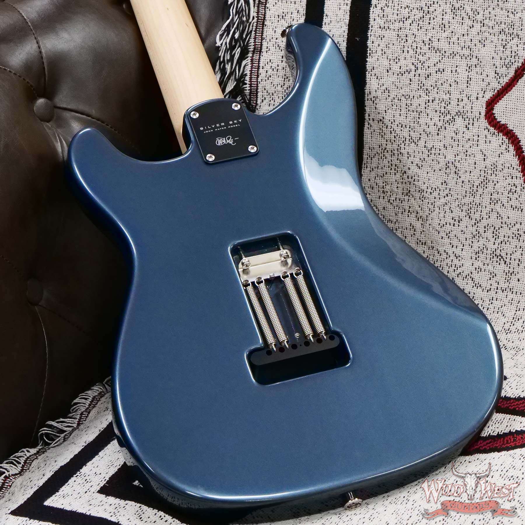 prs-silverskymn-387063-d6__wwg.jpg Paul Reed Smith PRS John Mayer Signature Model Silver Sky Maple Venetian Blue 6.70 LBS - Image 9