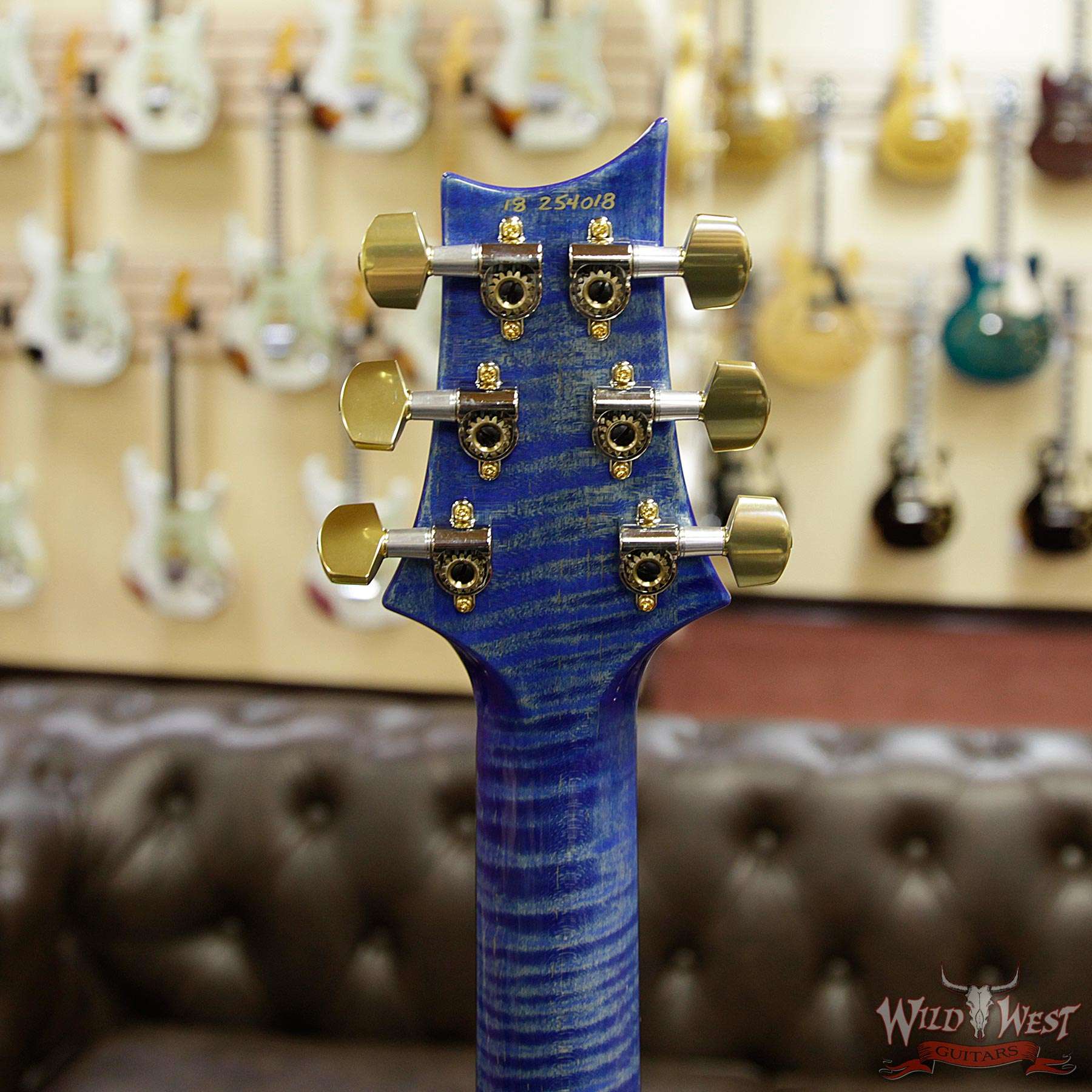 prs-wl-ap-ft-cu24fb-fn-afbw-fadedbluejean-254018-hb__wwg.jpg PRS Wood Library Artist Package Custom 24 Fatback Flame Top Neck African Blackwood Board Faded Blue Jean - Image 13
