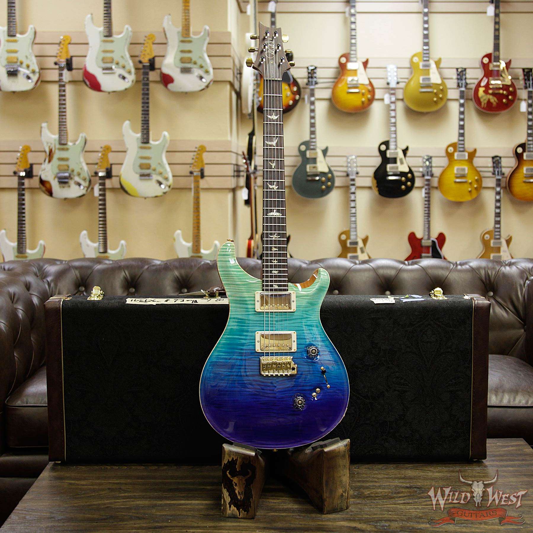 prs-wl-f10-cu2408-coco-bluefade-257391-d2__wwg.jpg PRS Wood Library 10 Top Custom 24-08 Flame Maple Top Cocobolo Fingerboard Blue Fade - Image 11