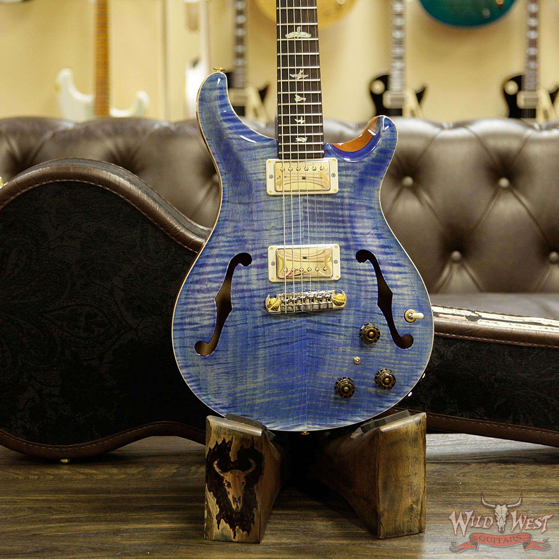 prs-wl-f10-hbi-brz-fadedbluejean-253055-d1__wwg-1.jpg PRS Wood Library Flame 10 Top Hollowbody HB1 Piezo Brazilian Rosewood Board Faded Blue Jean - Image 11