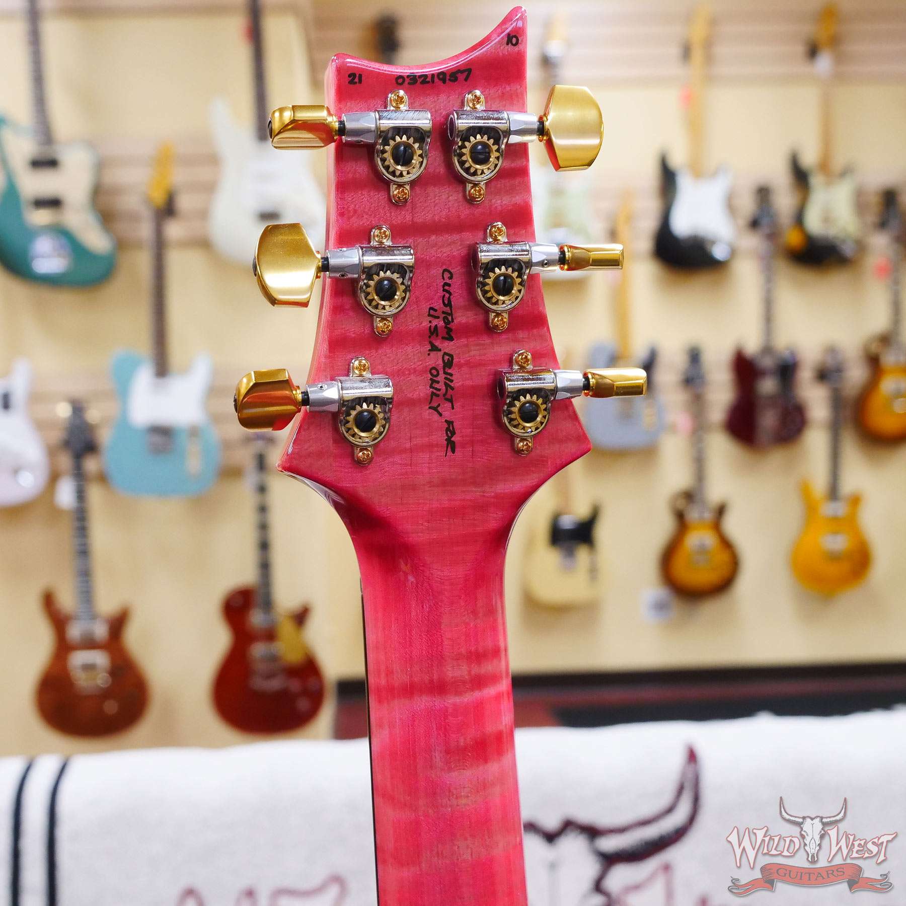 prs-wl-f10-p24-bonniepink-321957-d5__wwg.jpg Paul Reed Smith PRS Wood Library 10 Top Custom 24 Piezo P24 Stained Flame Maple Neck Brazilian Rosewood Board Bonnie Pink - Image 10