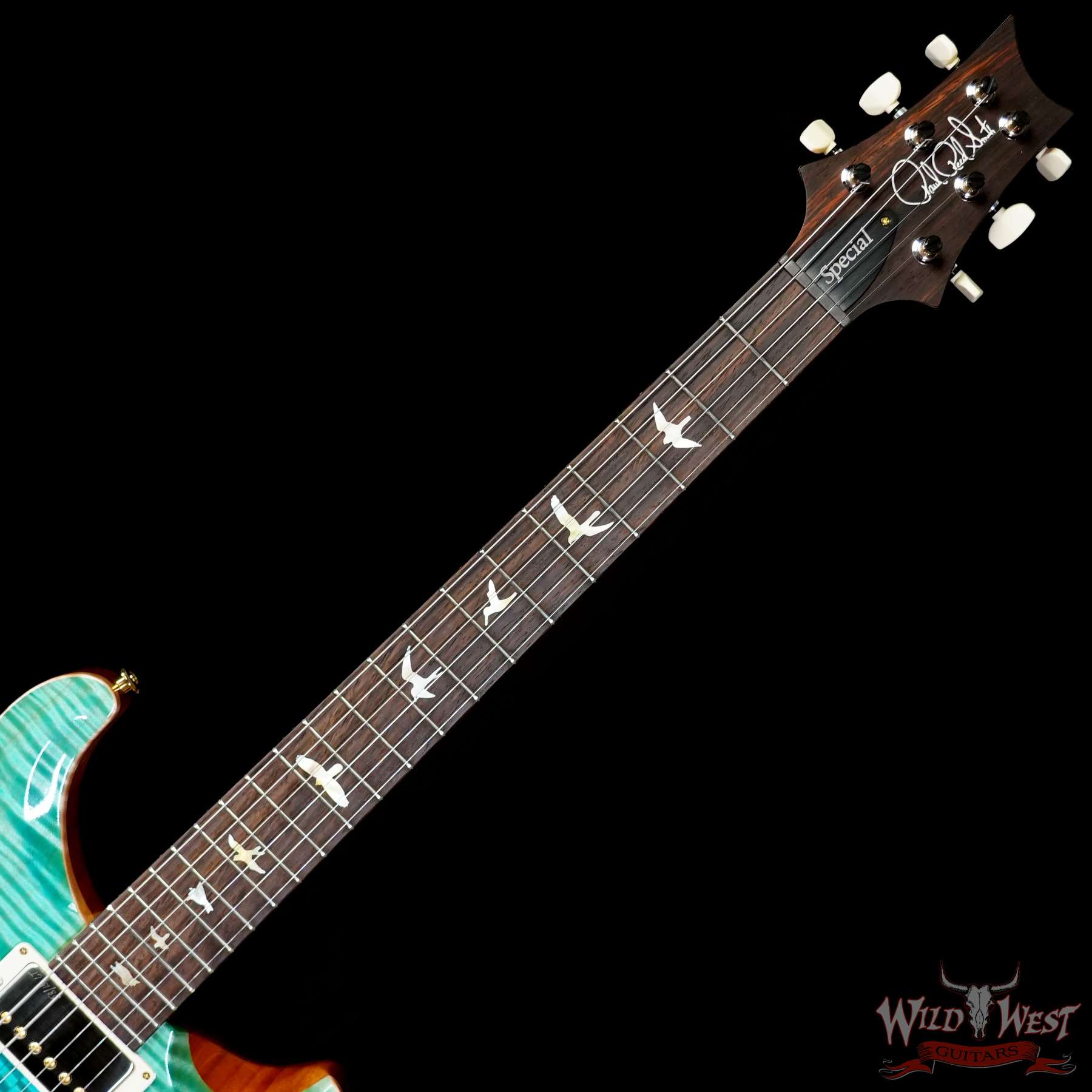 prs-wl-f10-sp22-379587-c2__wwg.jpg Paul Reed Smith PRS Wood Library 10 Top Special 22 Semi-Hollow Flame Maple Neck Brazilian Rosewood Fingerboard Blue Fade 6.95 LBS (US Only / No International Shipping) - Image 4