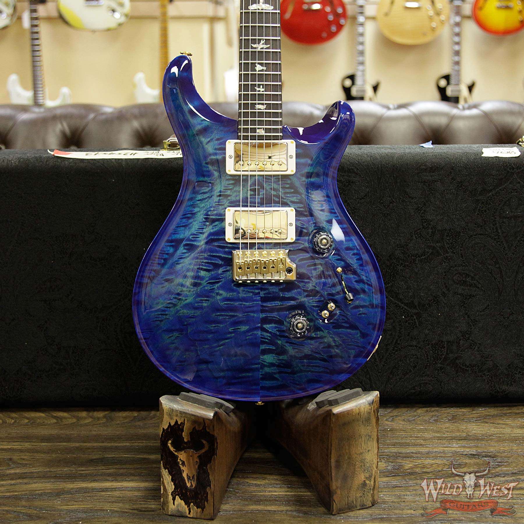 prs-wl-q10-cu2408-fmahbrz-riverblue-254573-d1__wwg.jpg PRS Wood Library 10 Top Custom 24/08 Quilt Top Flame Maple Neck Brazilian Rosewood Board Blue Wrapburst - Image 10