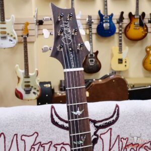 Paul Reed Smith PRS Wood Library 10 Top 1-Piece Quilt Maple Top Modern Eagle V Brazilian Rosewood Fingerboard Blue Fade 8.10 LBS (US Only / No International Shipping) - Image 7
